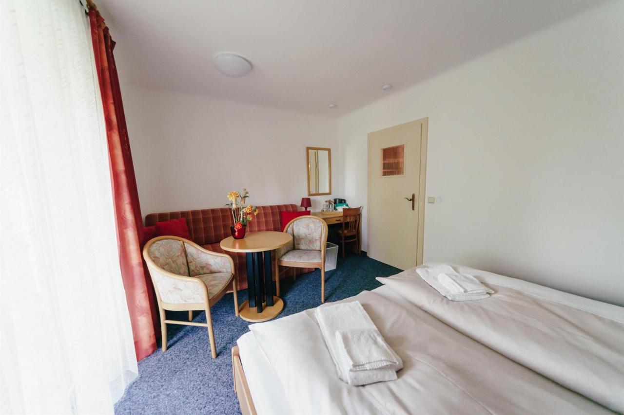 Gaestehaus Frank Hotel Velden am Worthersee Bagian luar foto
