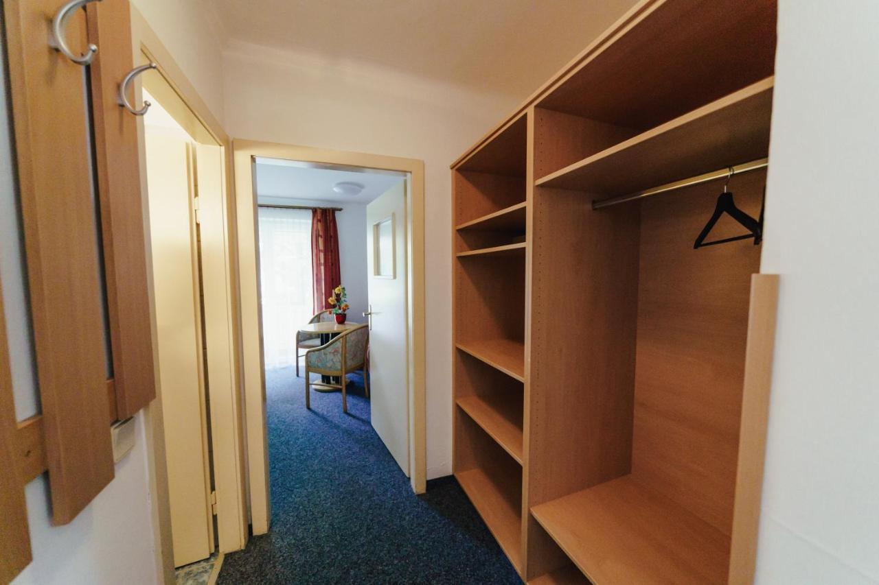 Gaestehaus Frank Hotel Velden am Worthersee Bagian luar foto