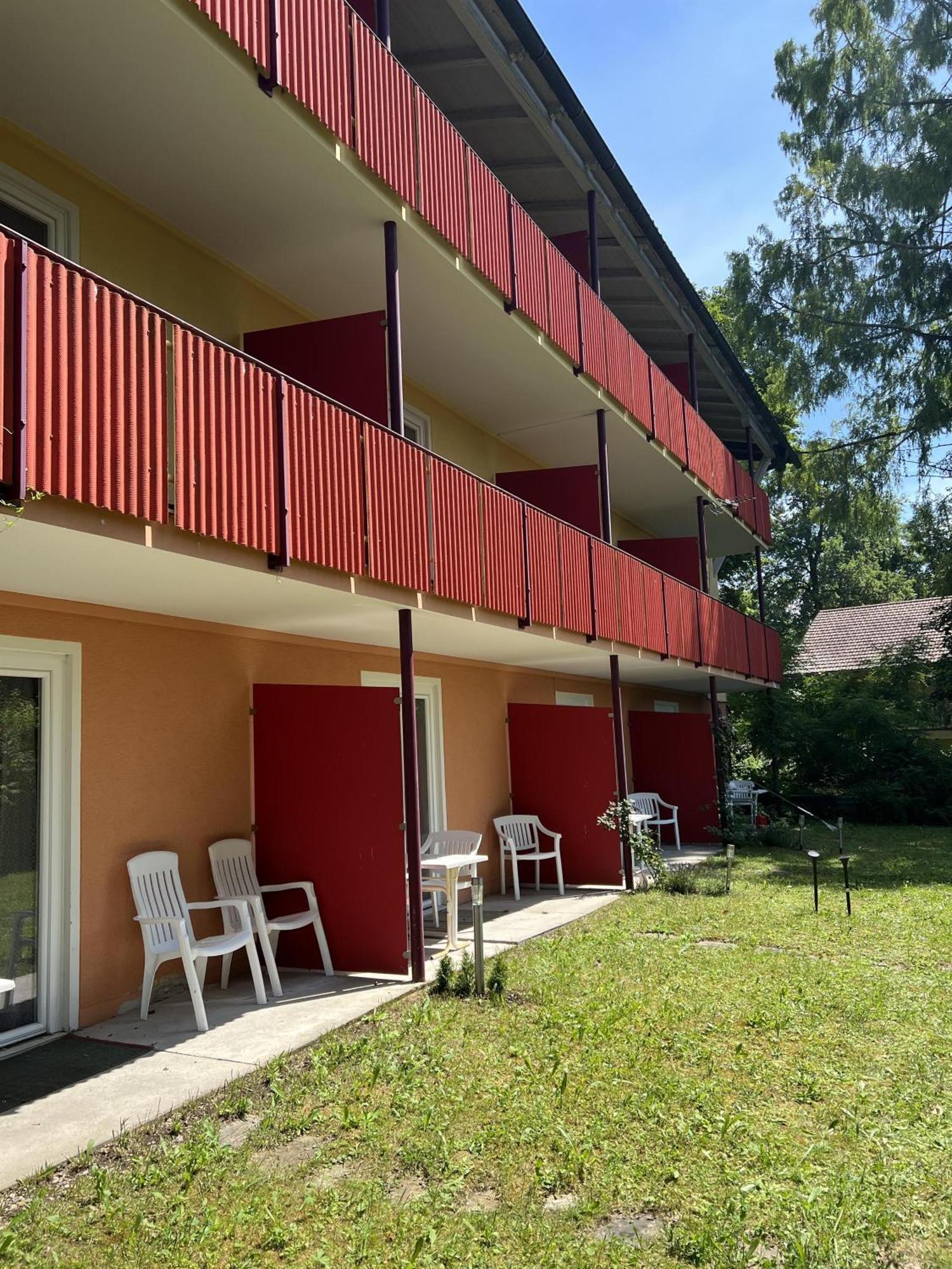 Gaestehaus Frank Hotel Velden am Worthersee Bagian luar foto