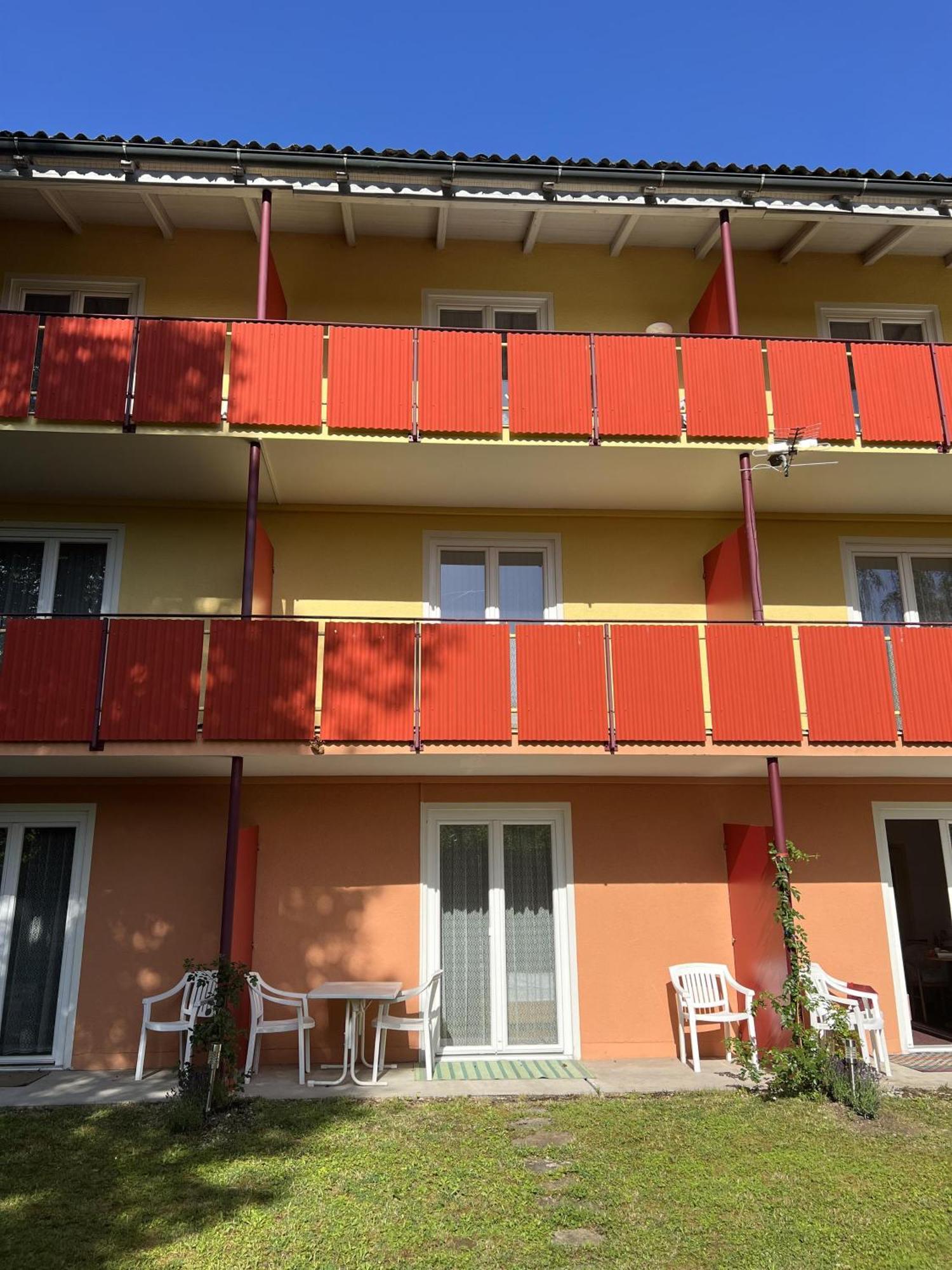 Gaestehaus Frank Hotel Velden am Worthersee Bagian luar foto