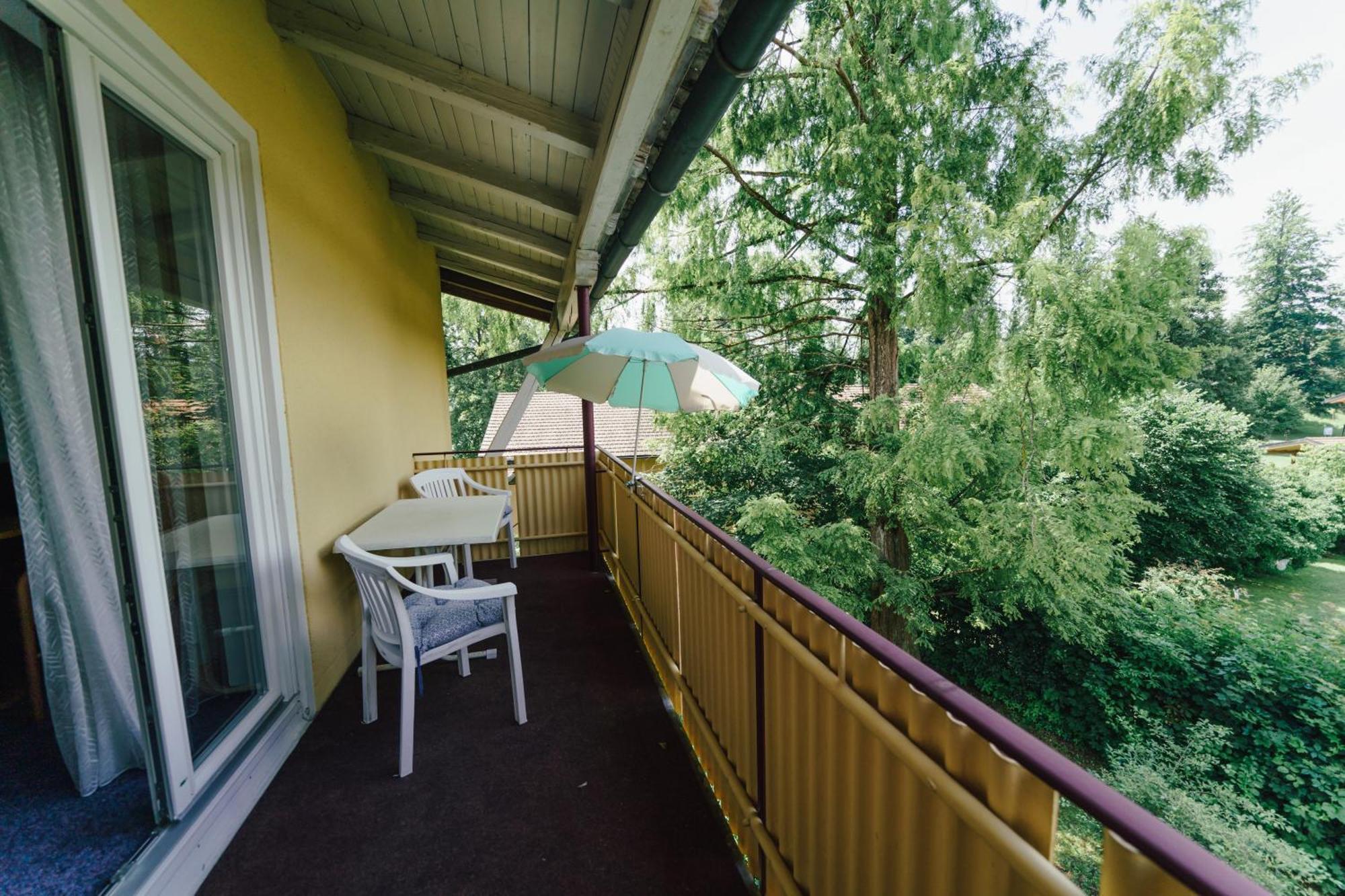 Gaestehaus Frank Hotel Velden am Worthersee Bagian luar foto